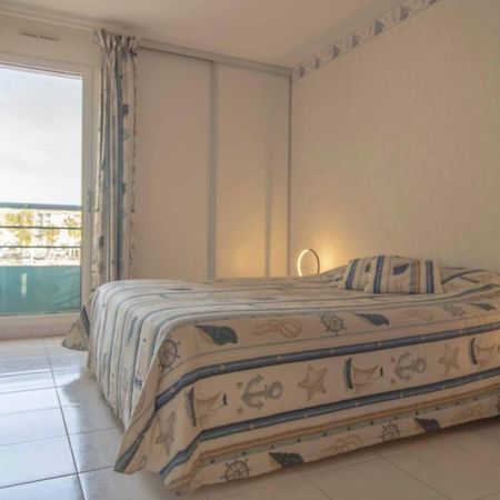 Apartment With Balcony And View On The Port Fréjus Extérieur photo